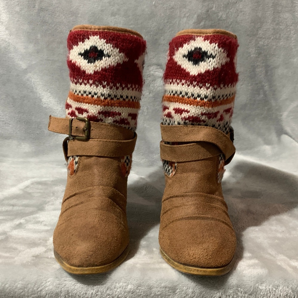 Route 66 Womens Tan Suede Aztec Sweater Knit Western Boots Size 6M Block Heel